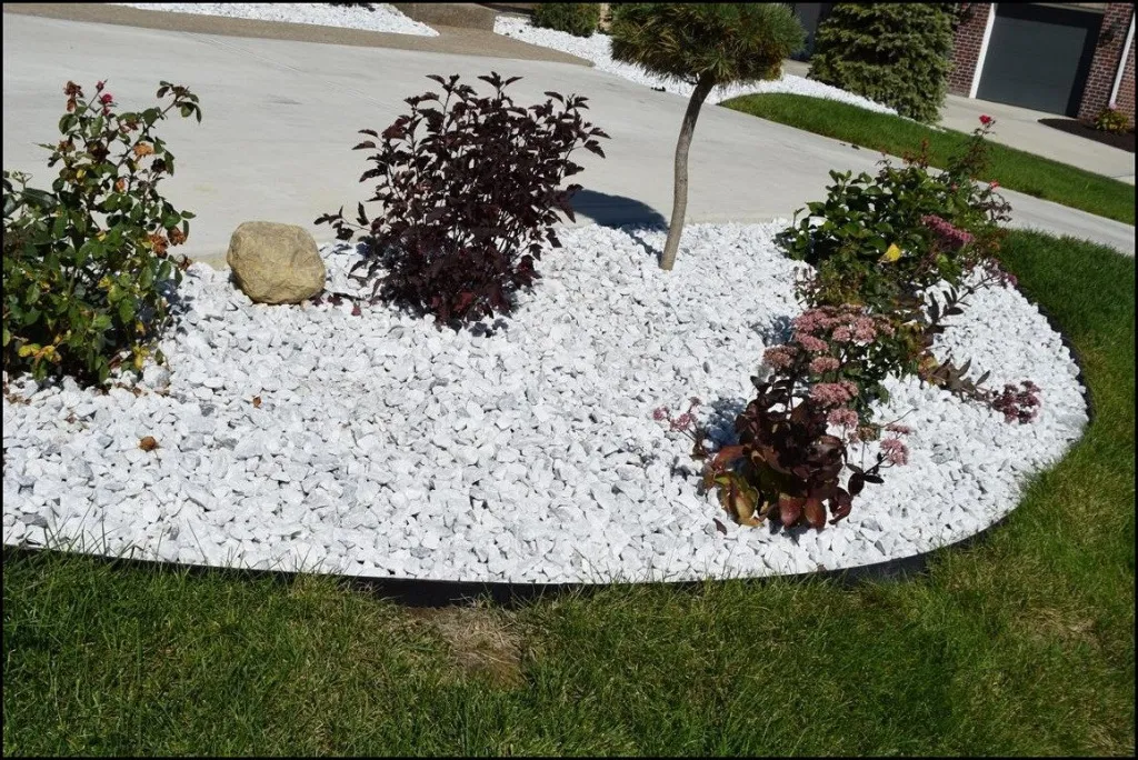 landshaftnie-dizaini-s-izvestnyakom.jpg landshaftnie-dizaini-s-izvestnyakom.jpg