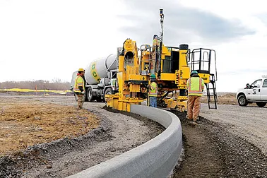 Бетоноукладчик GOMACO GT-3300