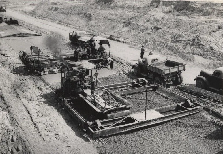 Советский бетоноукладчик ДС-111